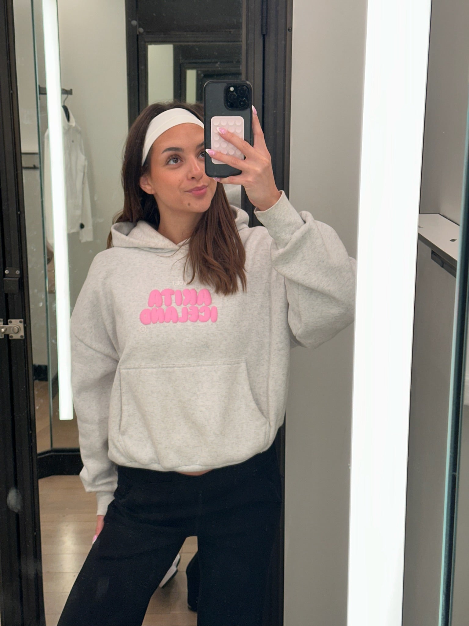 VOL1 HETTUPEYSA - Perlugrár